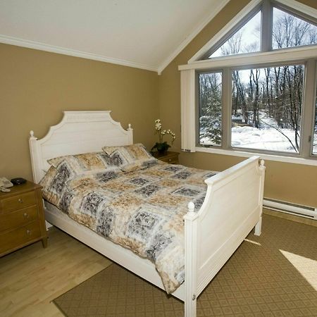 Отель Muskoka Grandview Хантсвилл Экстерьер фото