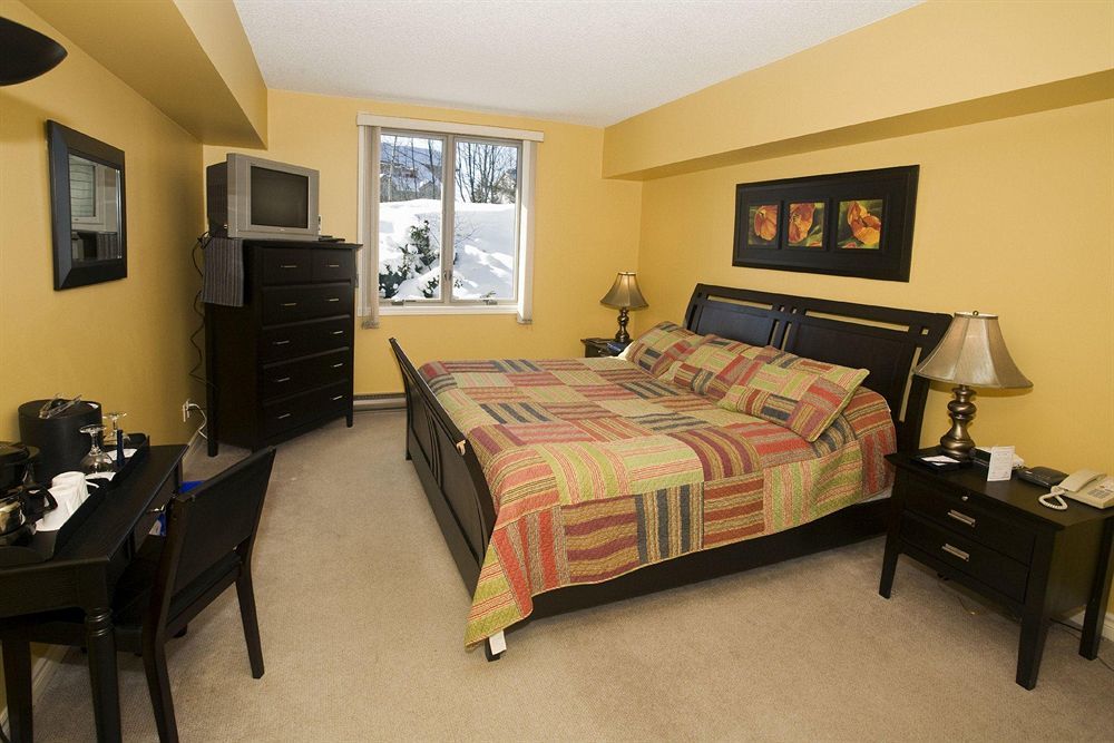 Отель Muskoka Grandview Хантсвилл Экстерьер фото